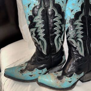 Turquoise and Black Western Boots